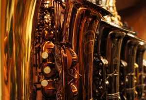 saxophone brands on display
