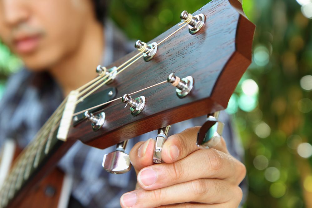 Guitar Maintenance: How To Fix Loose Tuners