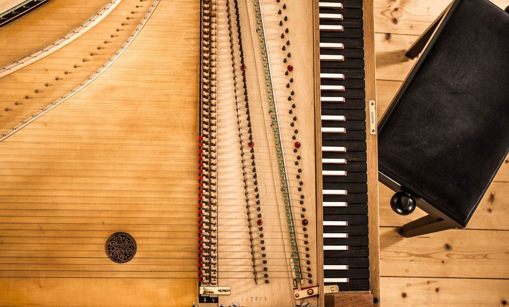 harpsichord inside