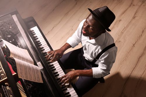 Piano Tutorial For Complete Beginners
